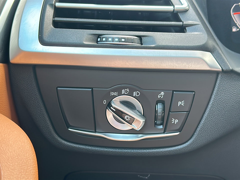 Certified 2024 BMW X3 M40i image 37