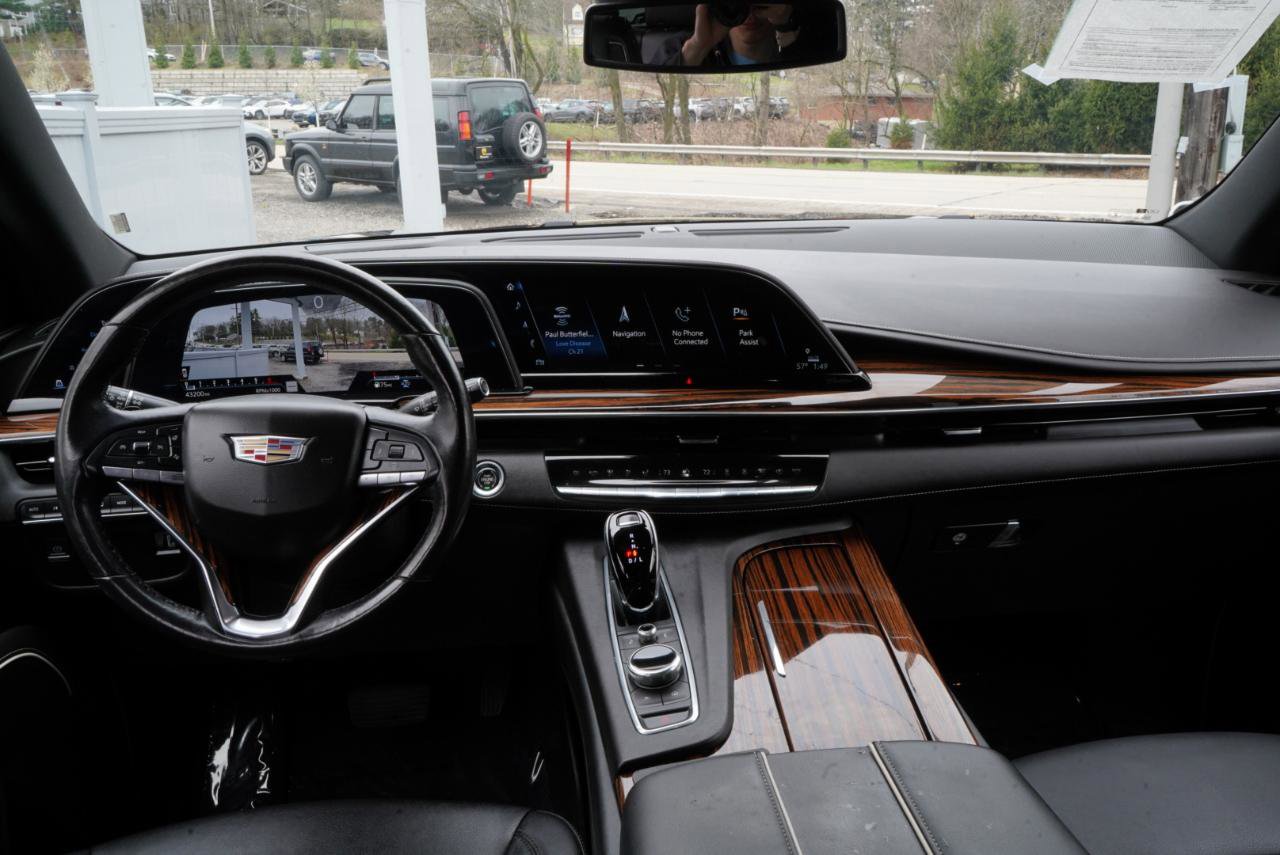 Used 2022 Cadillac Escalade Luxury image 49