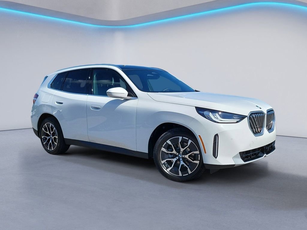 New 2025 BMW X3 xDrive30i w/ Convenience Package image 2