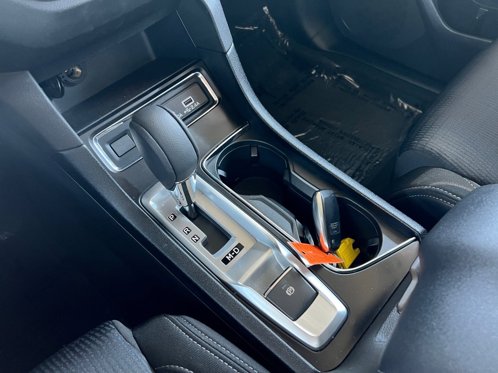 Used 2024 Subaru Ascent Premium w/ Convenience Package image 18