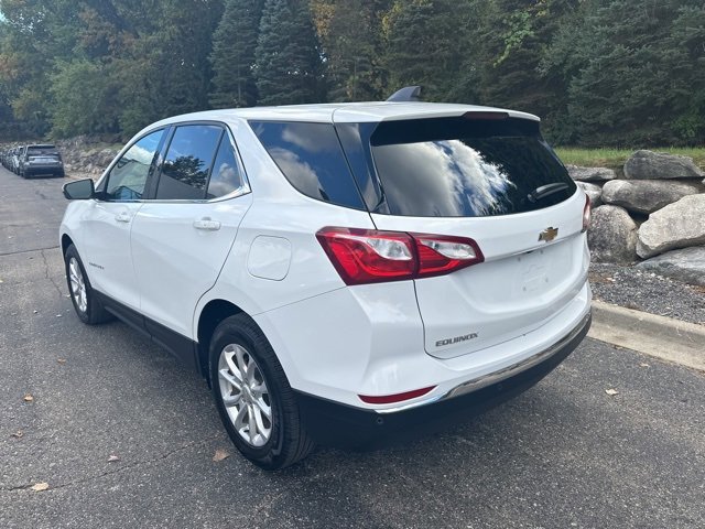 Used 2019 Chevrolet Equinox LT w/ Driver Convenience Package image 3