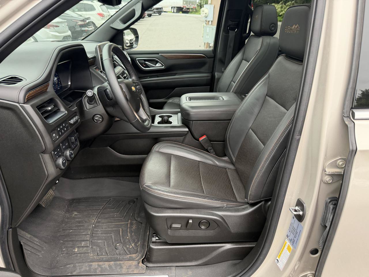 Used 2022 Chevrolet Tahoe High Country w/ Max Trailering Package AWD/4WD image 13