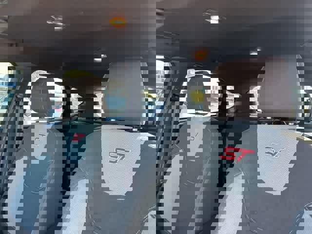 Used 2015 Ford Focus ST image 12