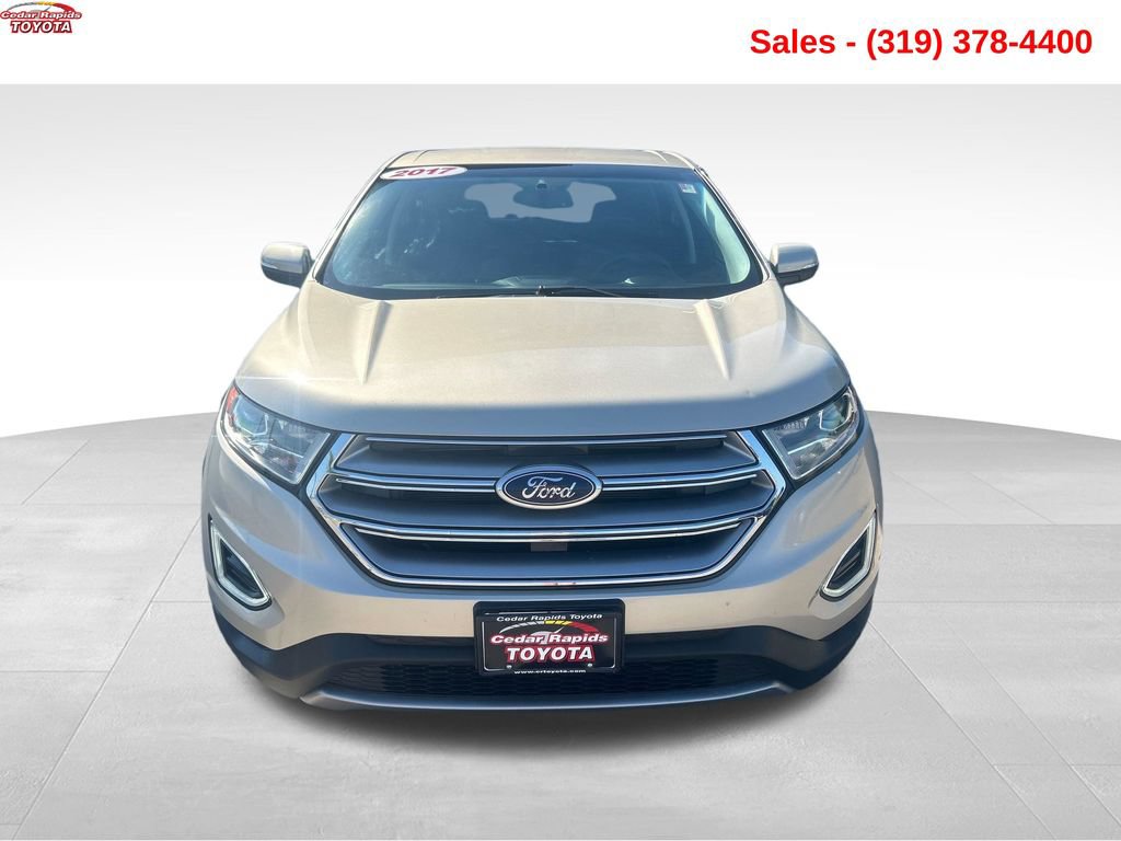 Used 2017 Ford Edge Titanium w/ Technology Package FWD image 10
