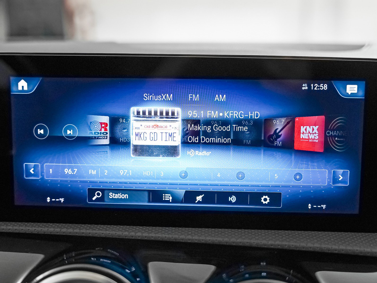 Certified 2023 Mercedes-Benz CLA 250 image 18