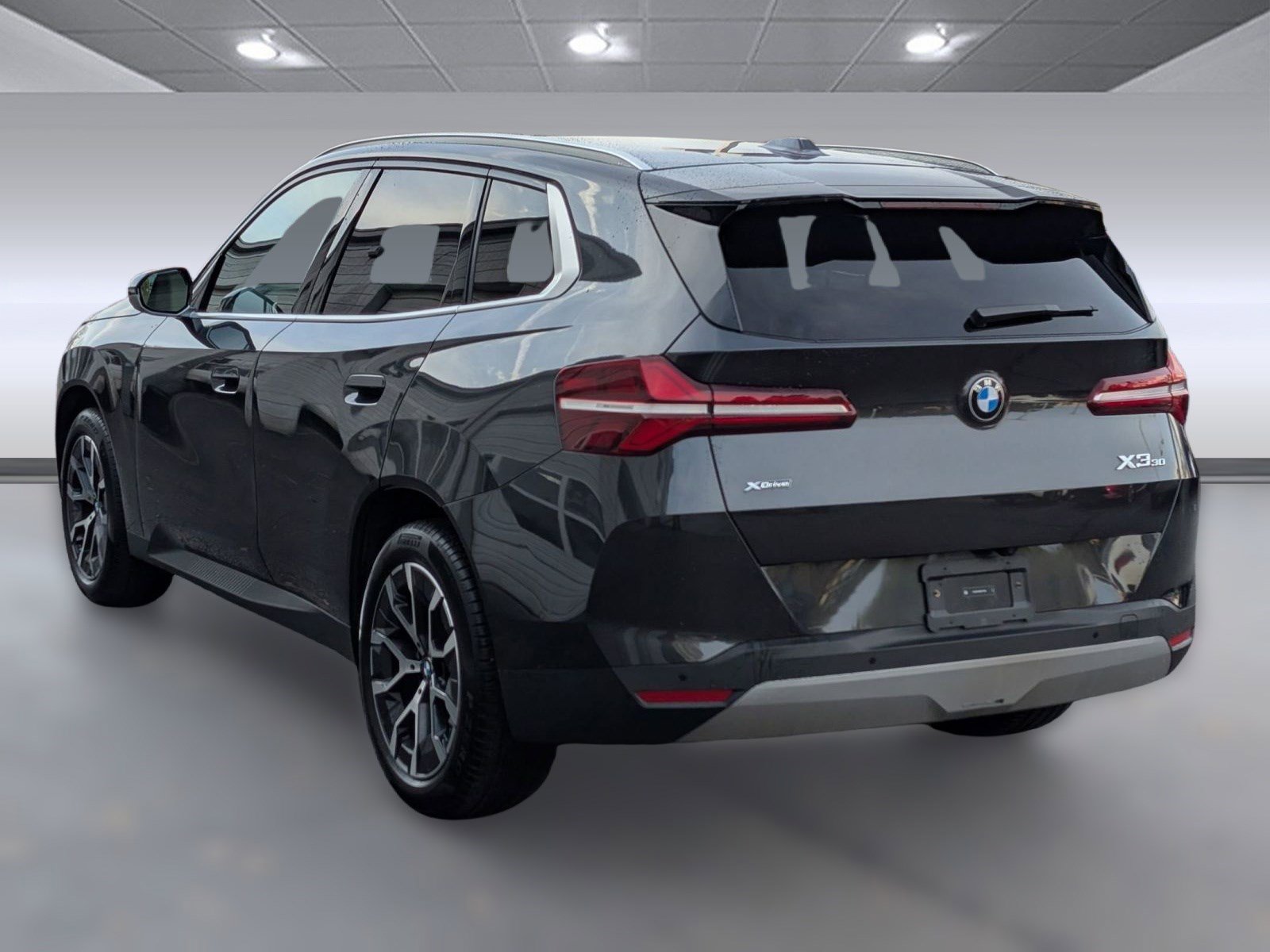 Used 2025 BMW X3 xDrive30i image 3