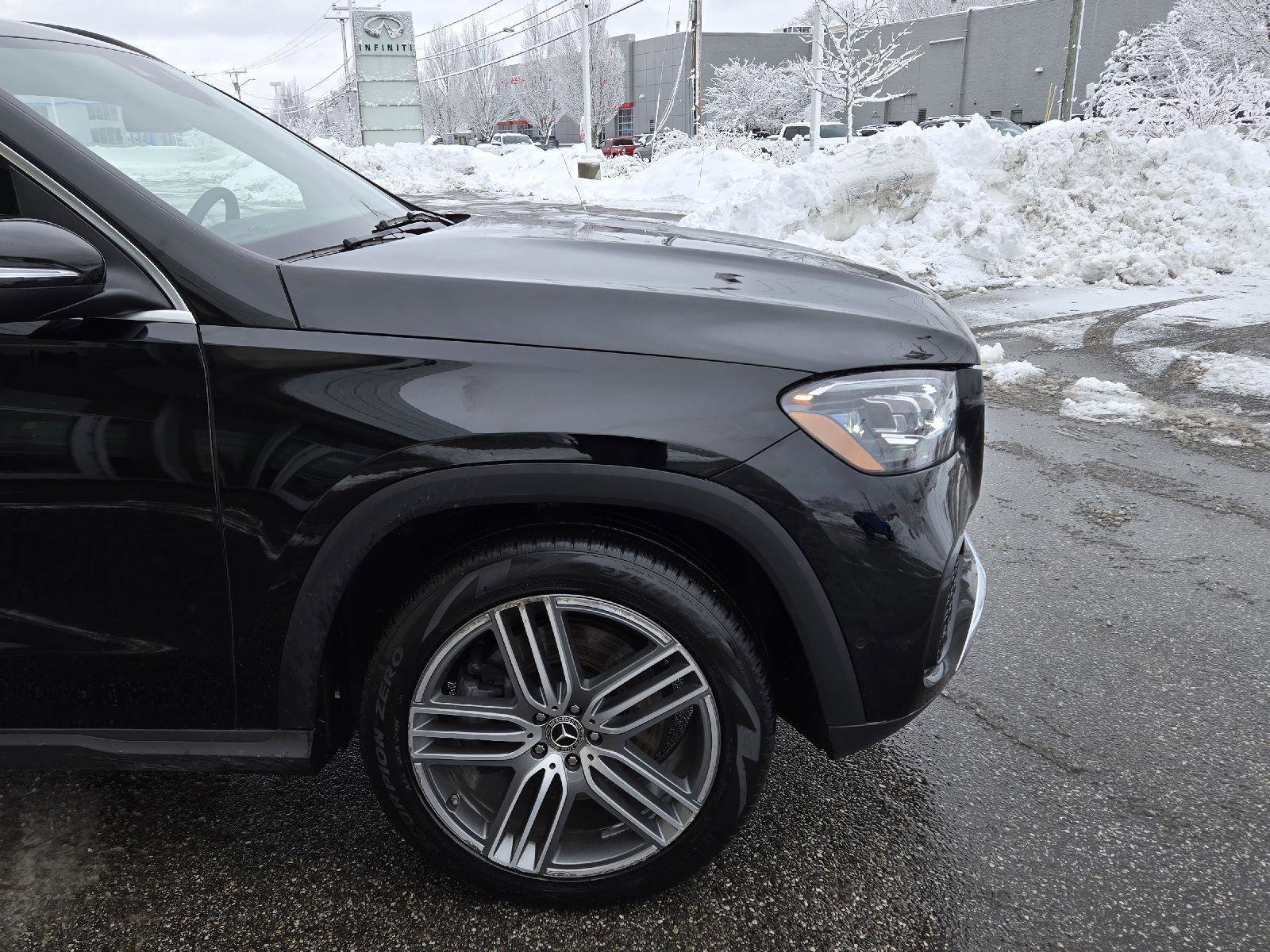 Used 2025 Mercedes-Benz GLS 450 4MATIC image 18