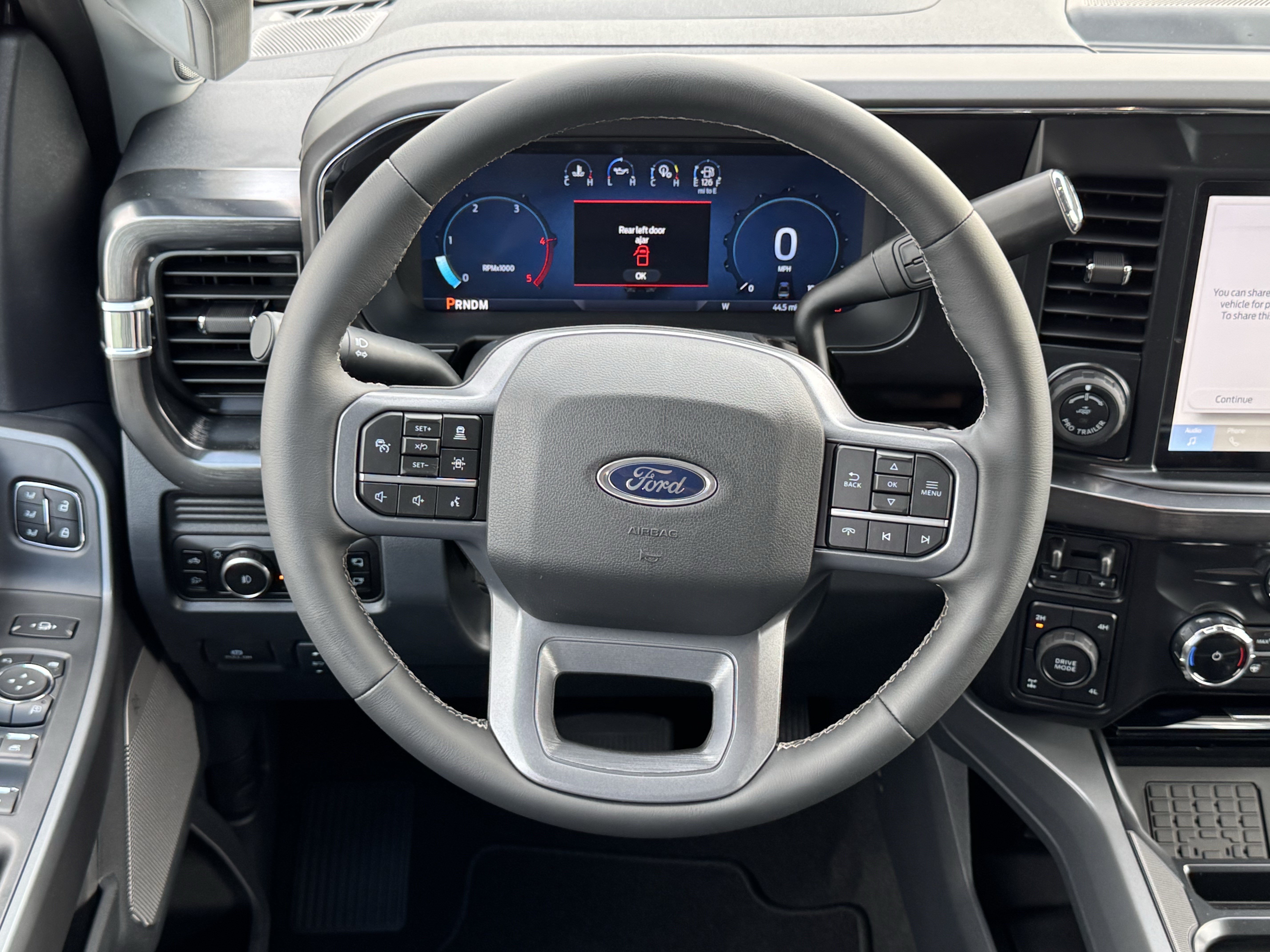 New 2026 Ford F250 Lariat w/ Black Appearance Package AWD/4WD image 15