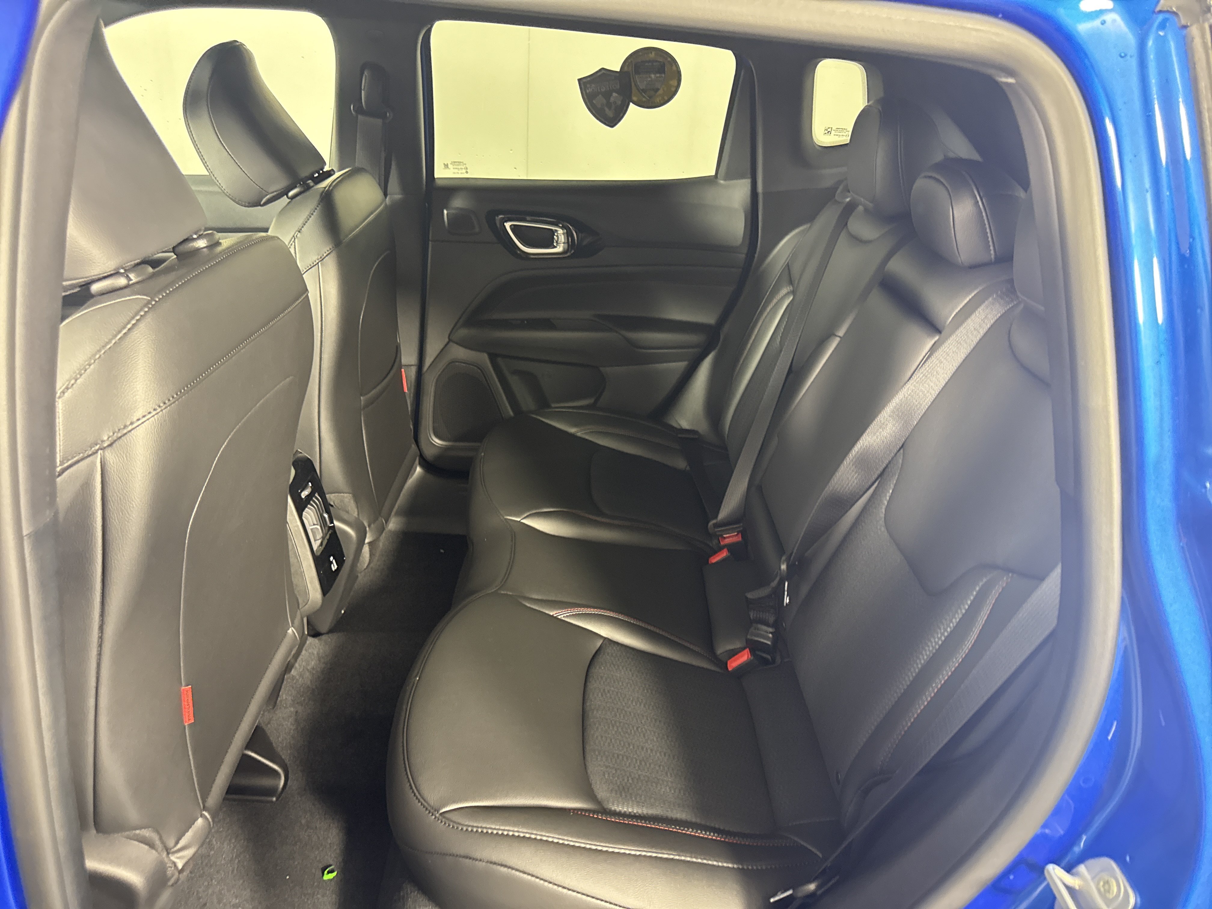 New 2026 Jeep Compass Trailhawk w/ Sun, Sound & Navigation Group AWD/4WD image 14