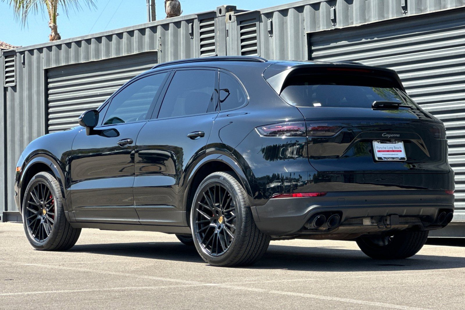 Certified 2023 Porsche Cayenne Platinum Edition AWD/4WD image 3