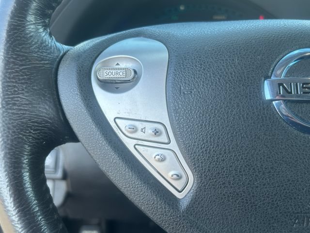 Used 2013 Nissan Leaf S FWD image 17