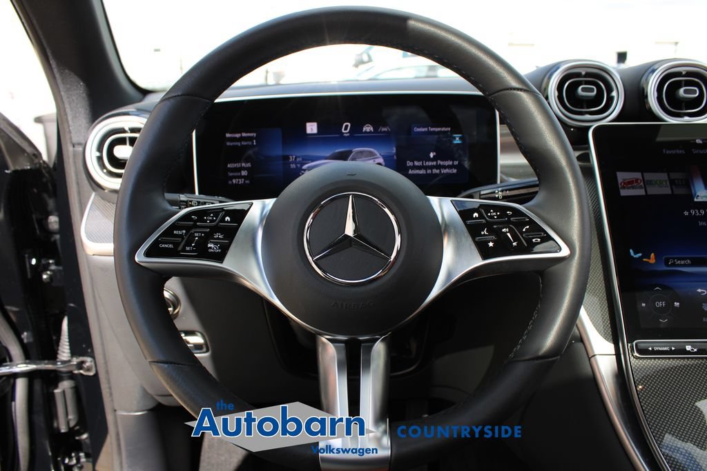 Used 2025 Mercedes-Benz GLC 300 4MATIC image 11