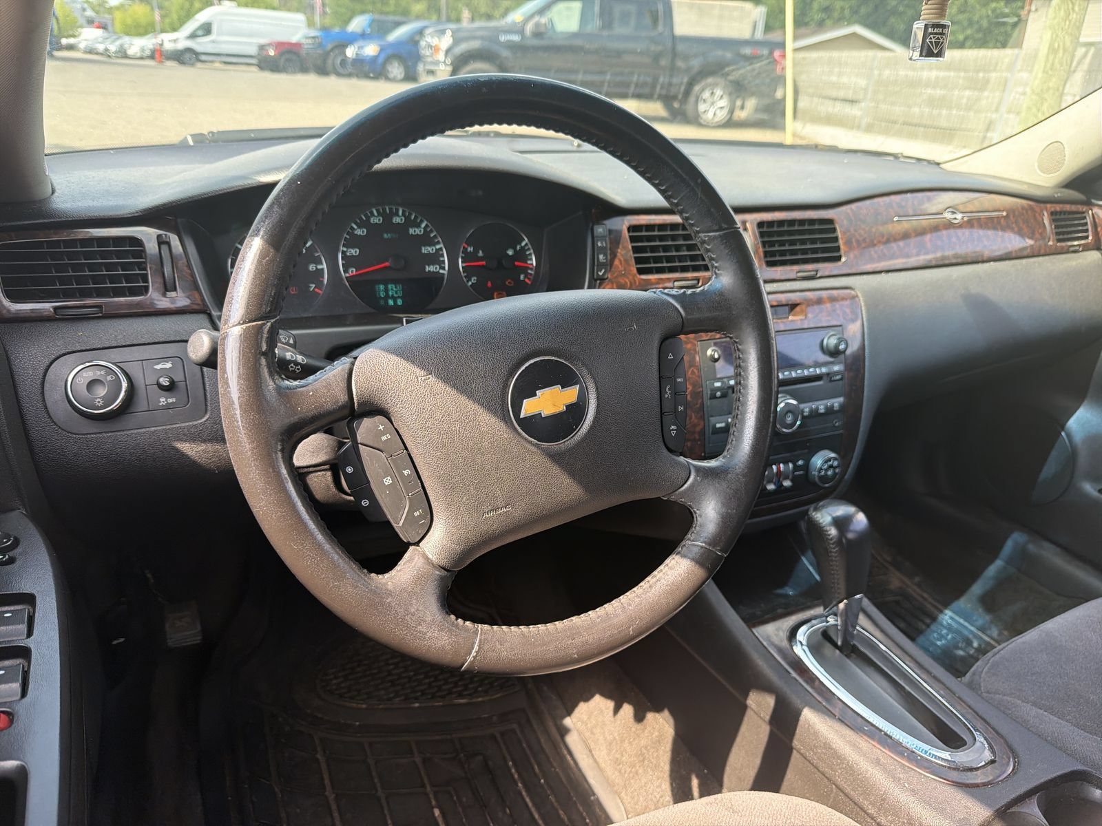 Used 2012 Chevrolet Impala LT FWD image 15
