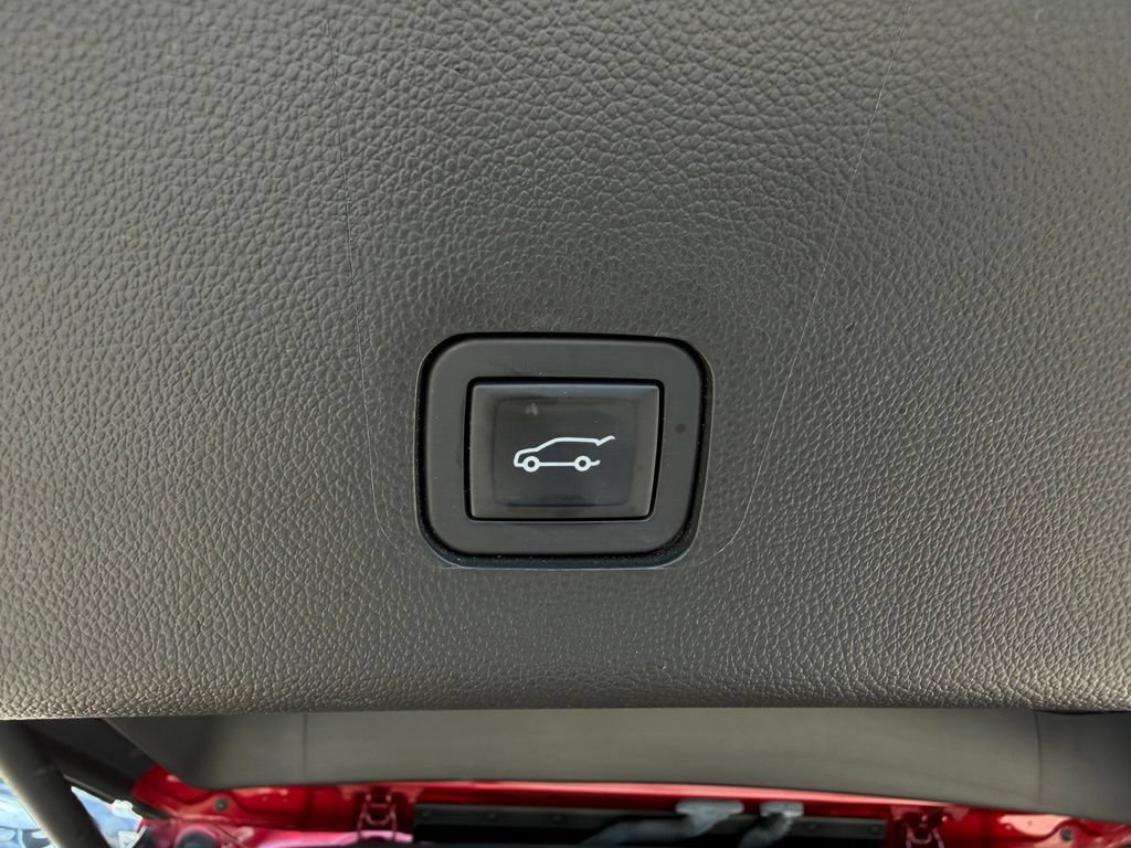 Used 2019 Chevrolet Traverse Premier AWD/4WD image 12