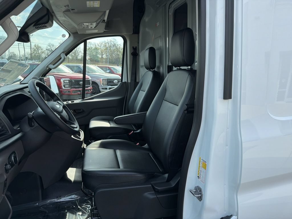 New 2026 Ford Transit 250 148 Medium Roof w/ Electrician Trade Package RWD image 9