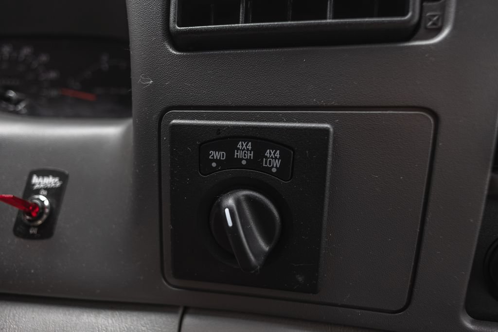 Used 2001 Ford F250 XLT AWD/4WD image 16