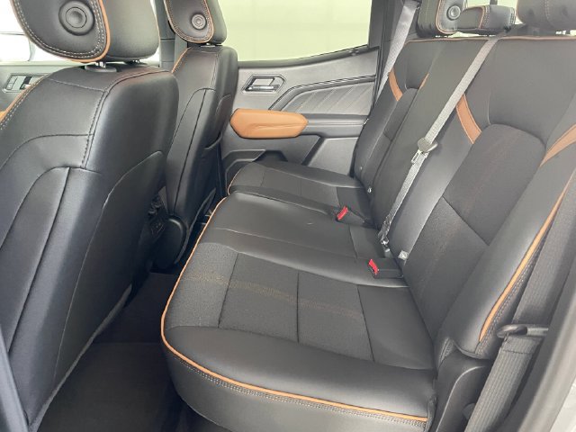 New 2026 GMC Canyon AT4 w/ Nightfall Essentials Package AWD/4WD image 10