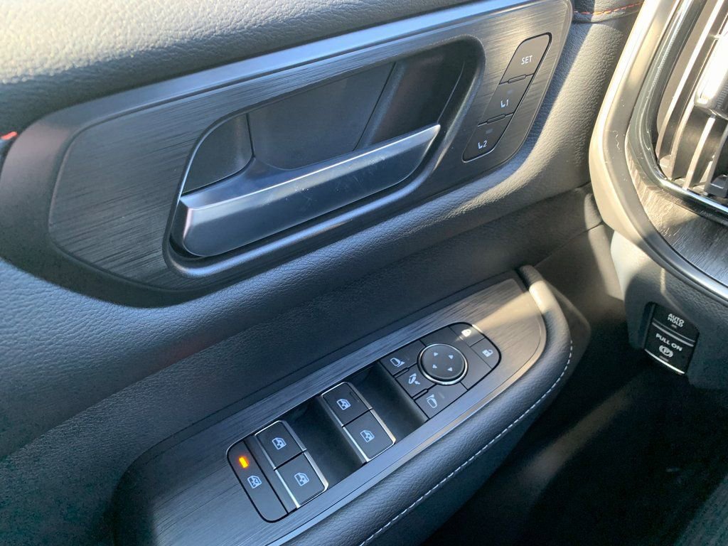 New 2026 Nissan Armada PRO-4X image 20