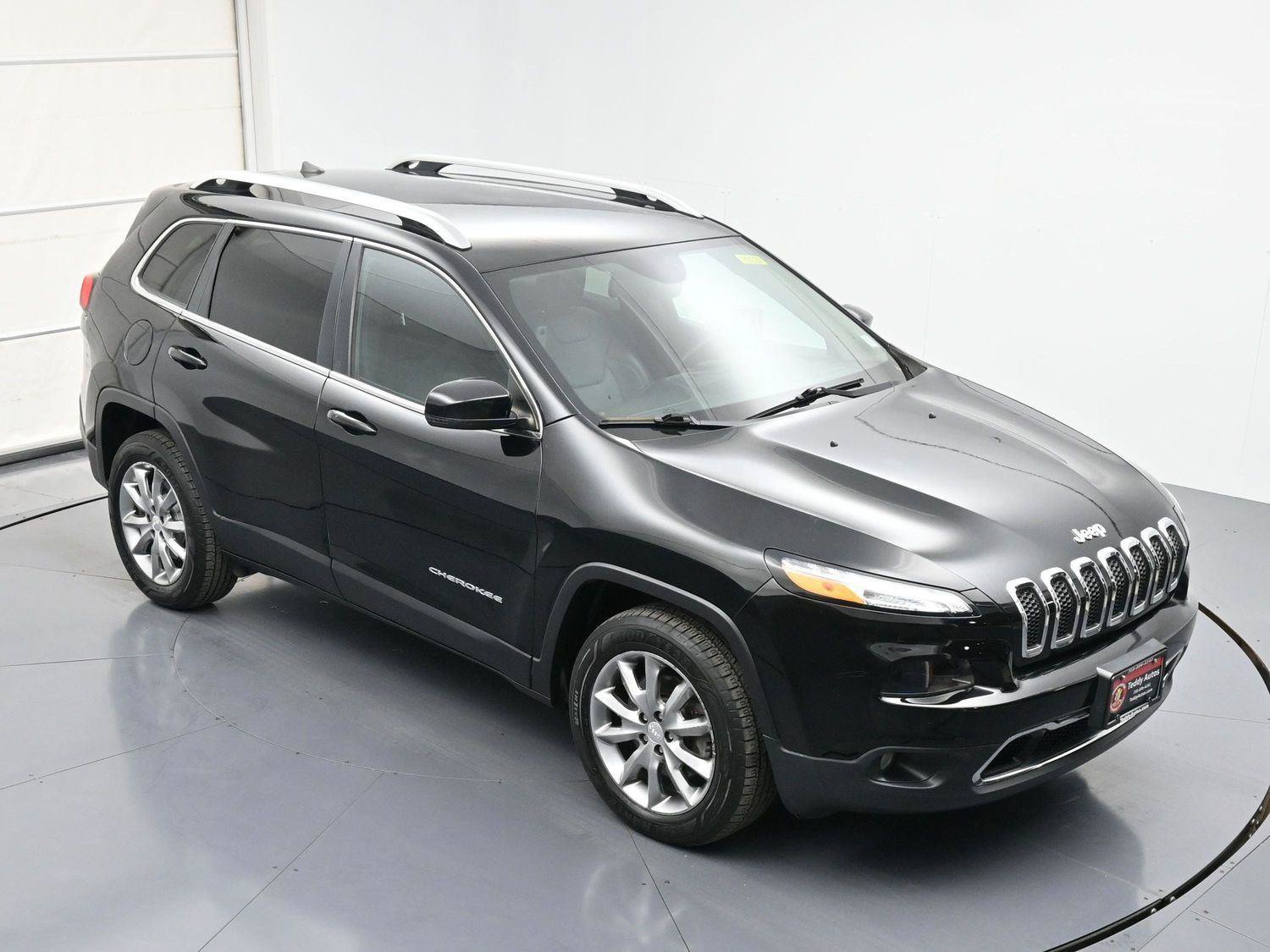 Used 2018 Jeep Cherokee Limited AWD/4WD image 31
