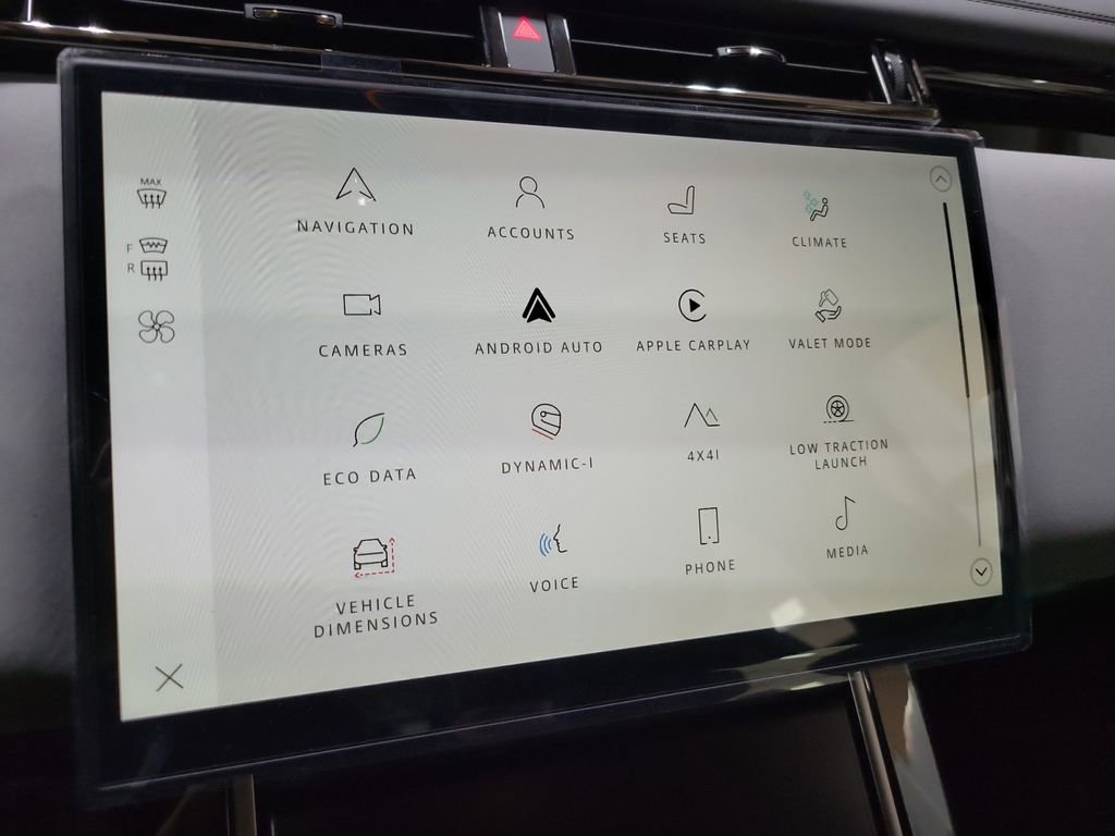 New 2026 Land Rover Range Rover Velar Dynamic SE image 31
