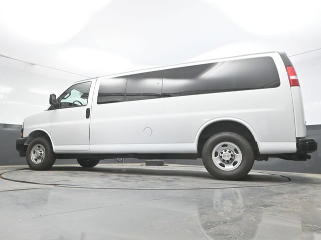 Used 2024 Chevrolet Express 3500 LS RWD image 36