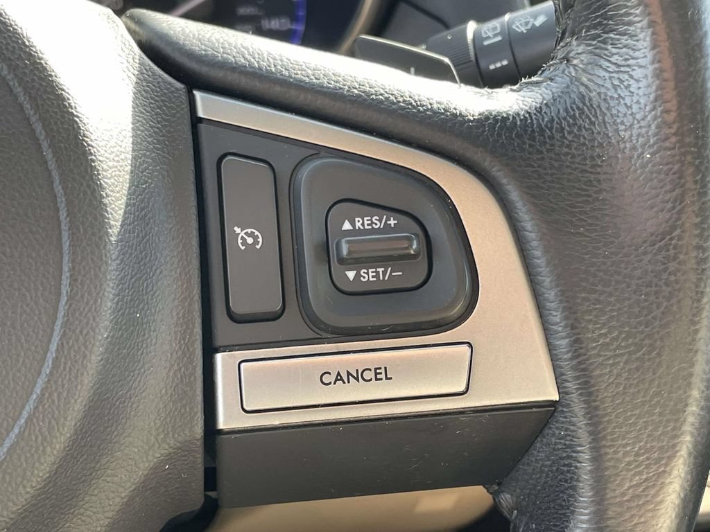 Used 2017 Subaru Outback 2.5i Limited AWD/4WD image 12