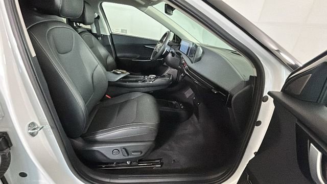 Used 2022 Kia EV6 Wind w/ Wind Technology Package AWD/4WD image 31