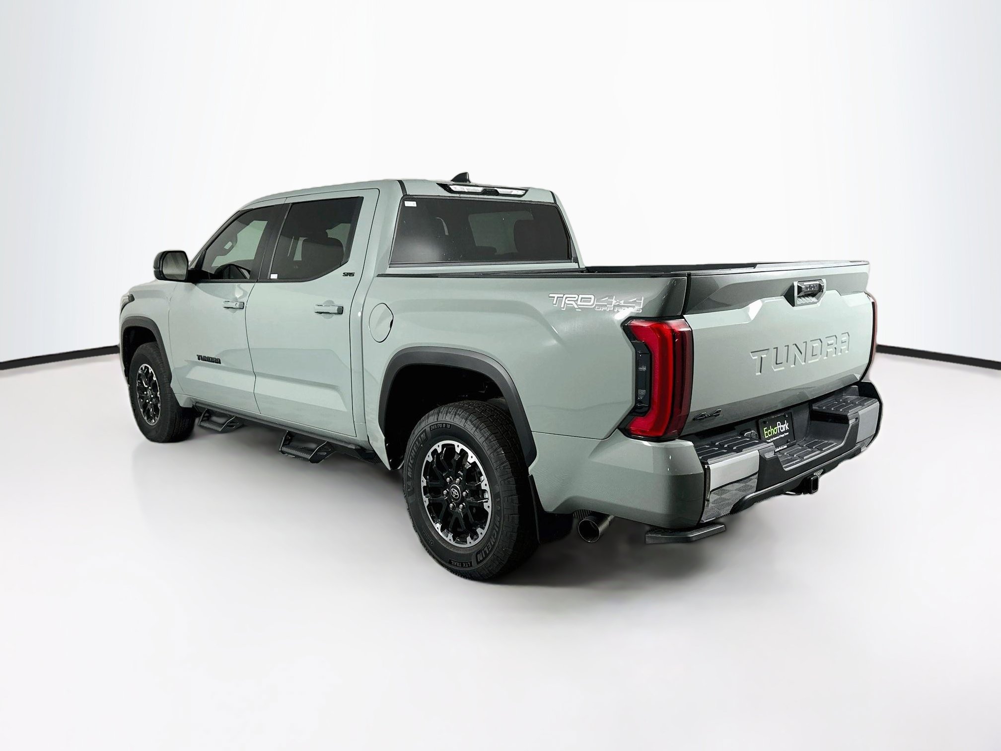 Used 2025 Toyota Tundra SR5 w/ TRD Off-Road Package AWD/4WD image 5