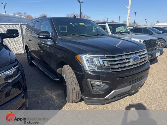 Used 2018 Ford Expedition Max XLT w/ Equipment Group 202A AWD/4WD image 1