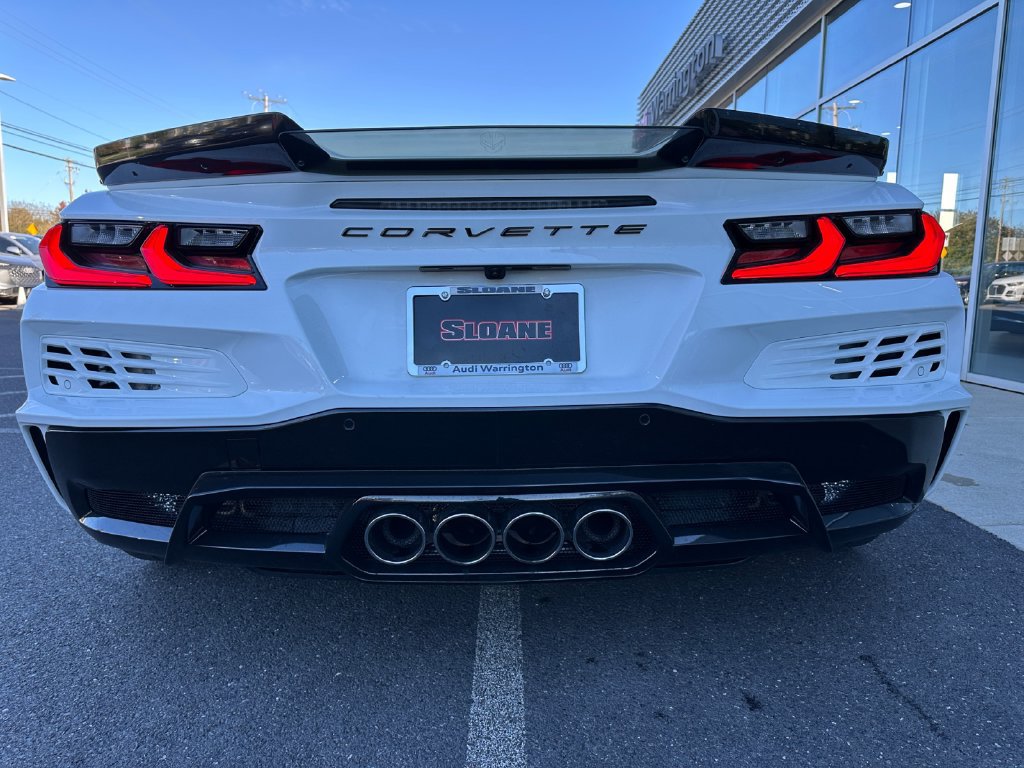 Used 2026 Chevrolet Corvette Z06 RWD image 19