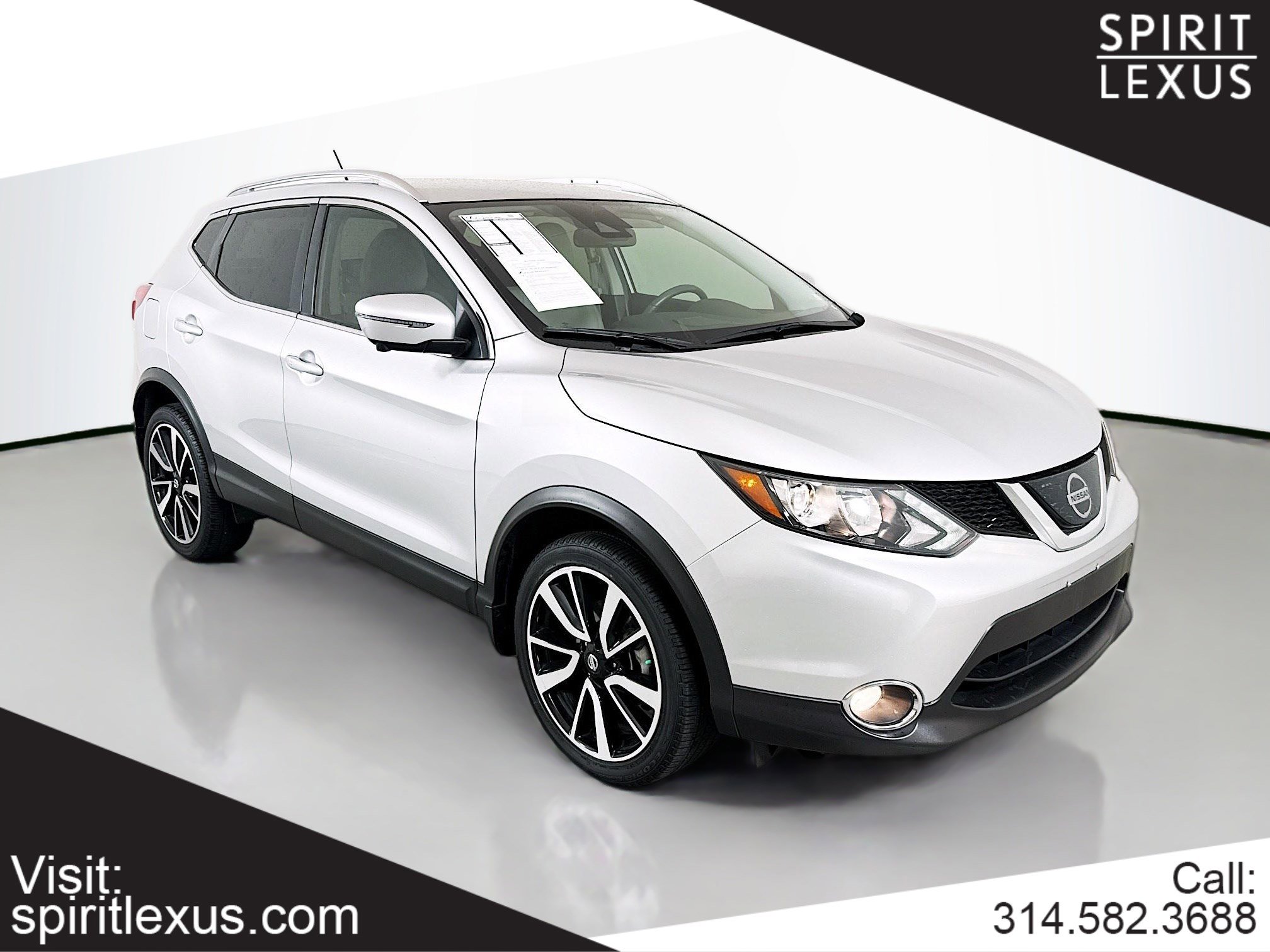 Used 2019 Nissan Rogue Sport SL image 1