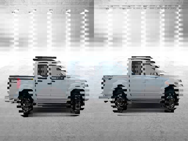 Used 2018 Nissan Frontier PRO-4X image 9