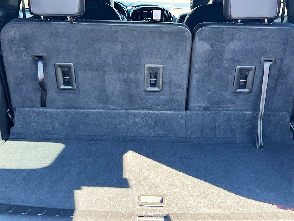 Used 2023 Chevrolet Traverse RS image 28