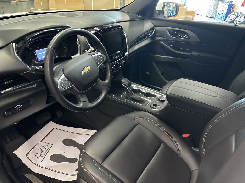 Used 2023 Chevrolet Traverse LT AWD/4WD image 12