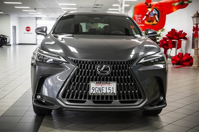 Used 2024 Lexus NX 450h+ AWD w/ Luxury Package image 4