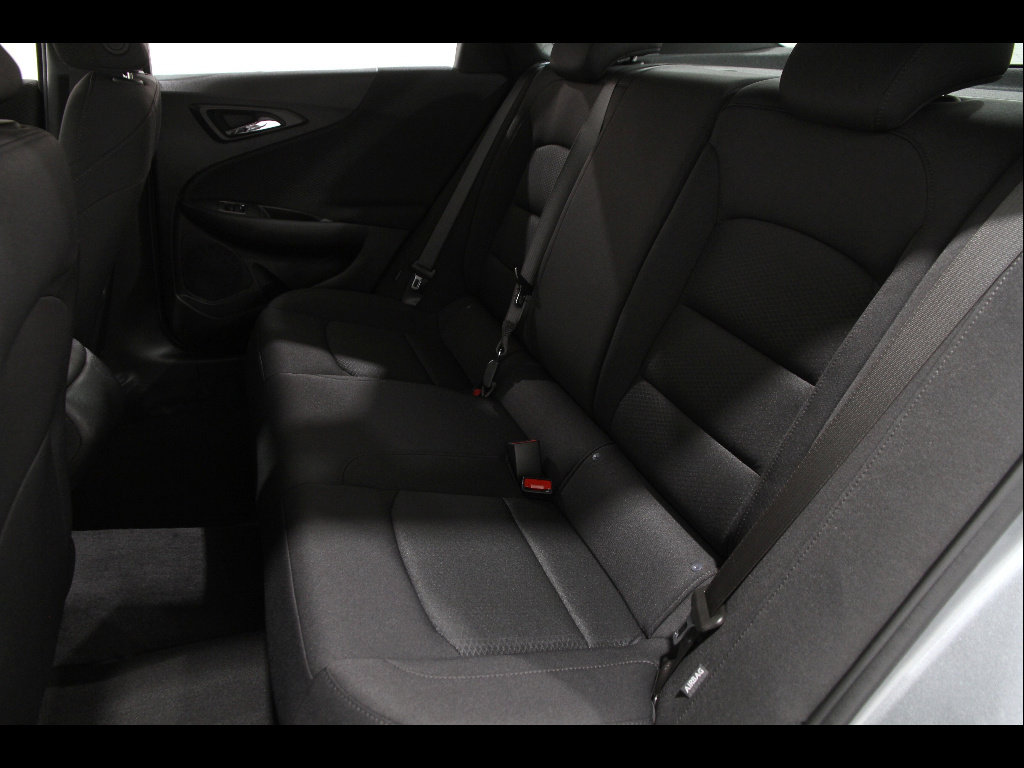 Used 2024 Chevrolet Malibu RS FWD image 16