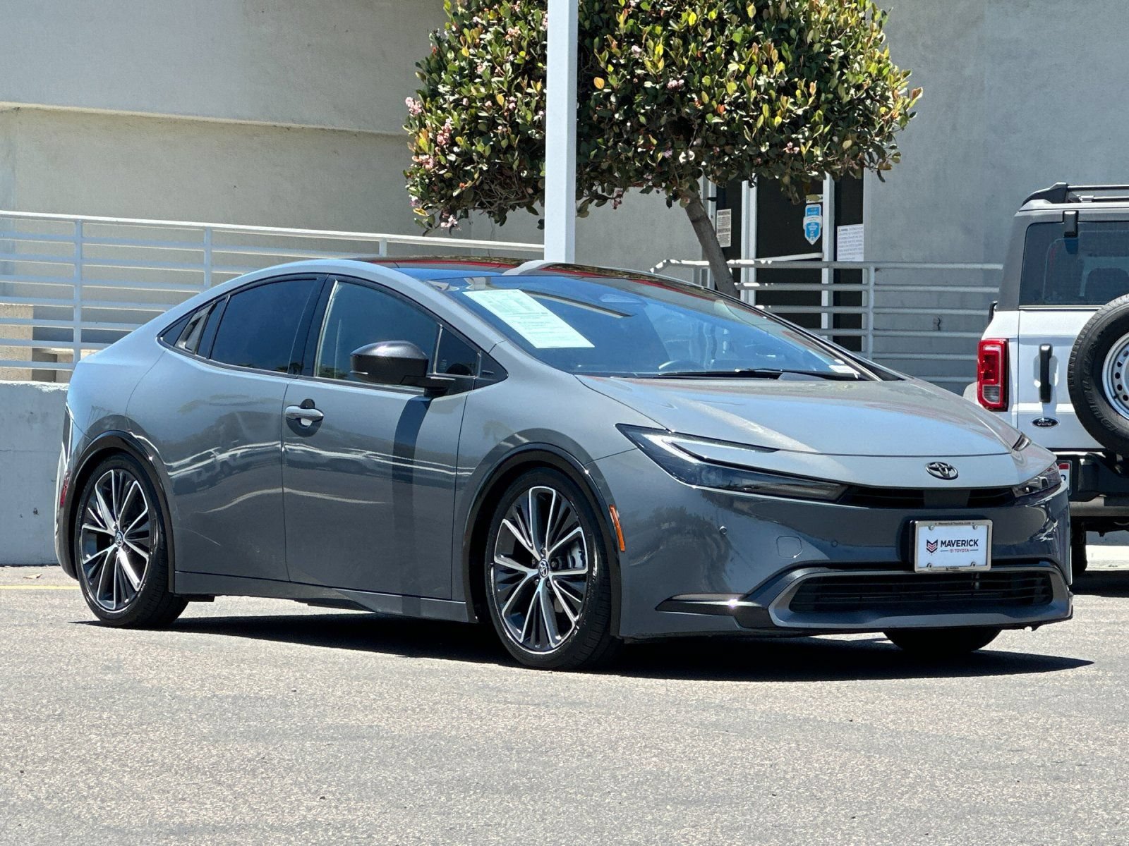 Used 2024 Toyota Prius Limited FWD image 8