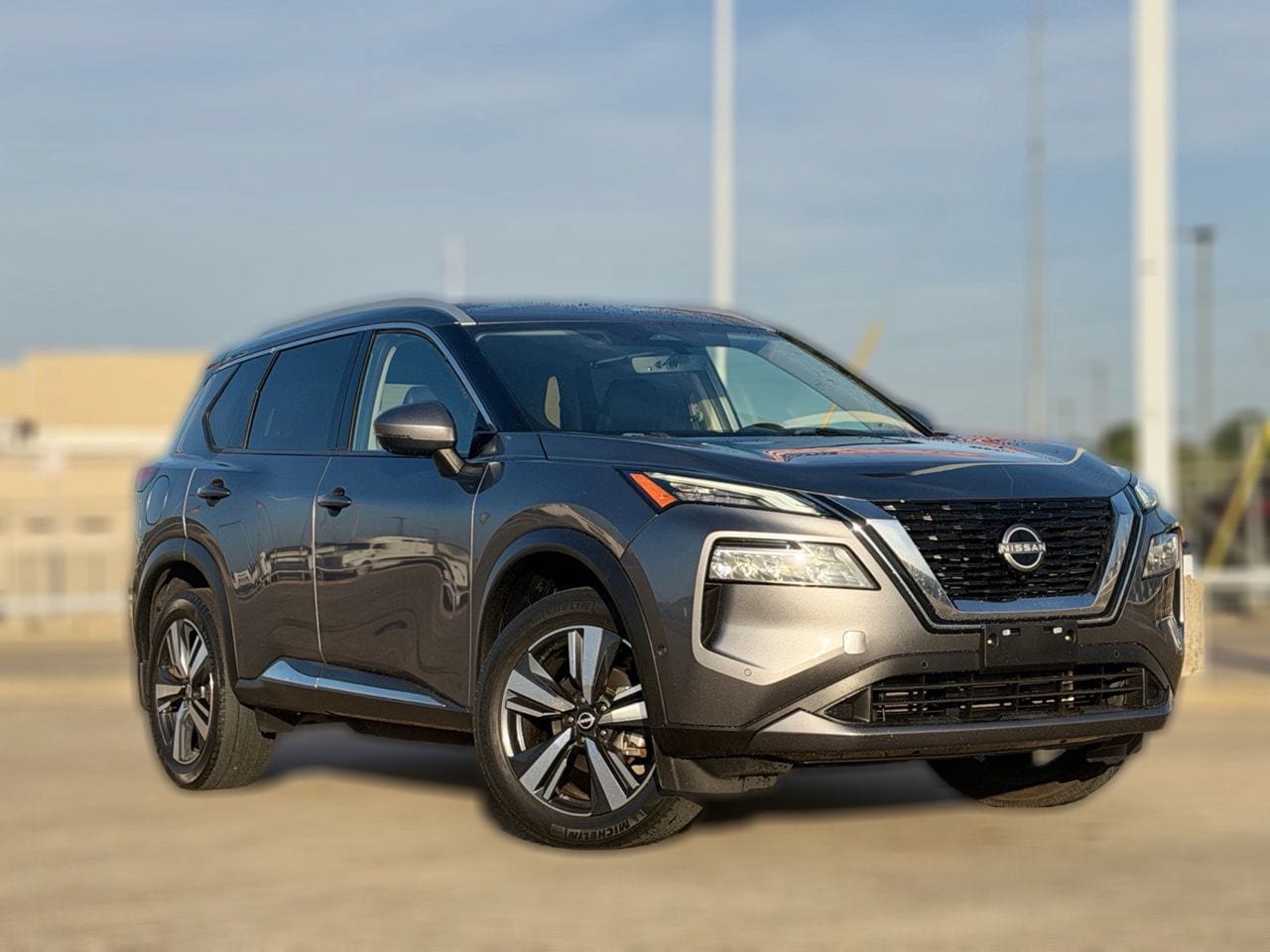 Certified 2023 Nissan Rogue SL w/ SL Premium Package FWD image 2