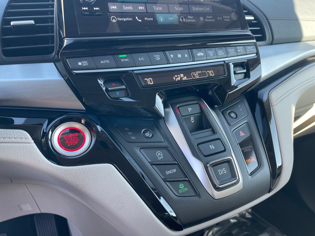 New 2026 Honda Odyssey Touring image 10