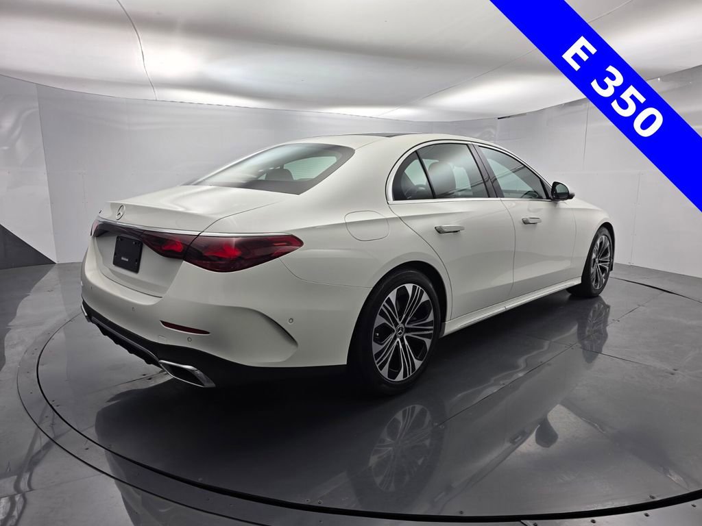 Used 2025 Mercedes-Benz E 350 Sedan image 4