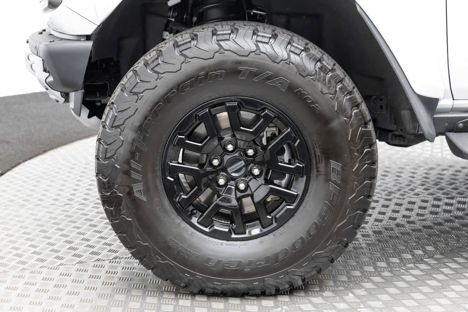 Used 2025 Ford Bronco Raptor w/ Interior Carbon Fiber Pack image 8