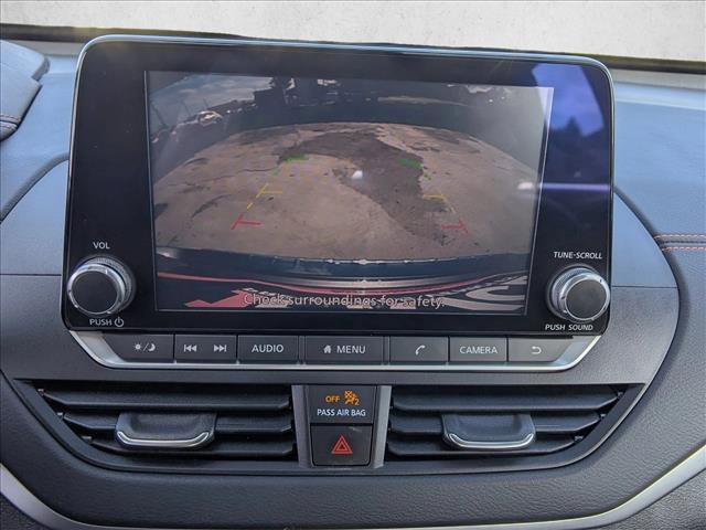 Used 2022 Nissan Altima 2.5 SR FWD image 14