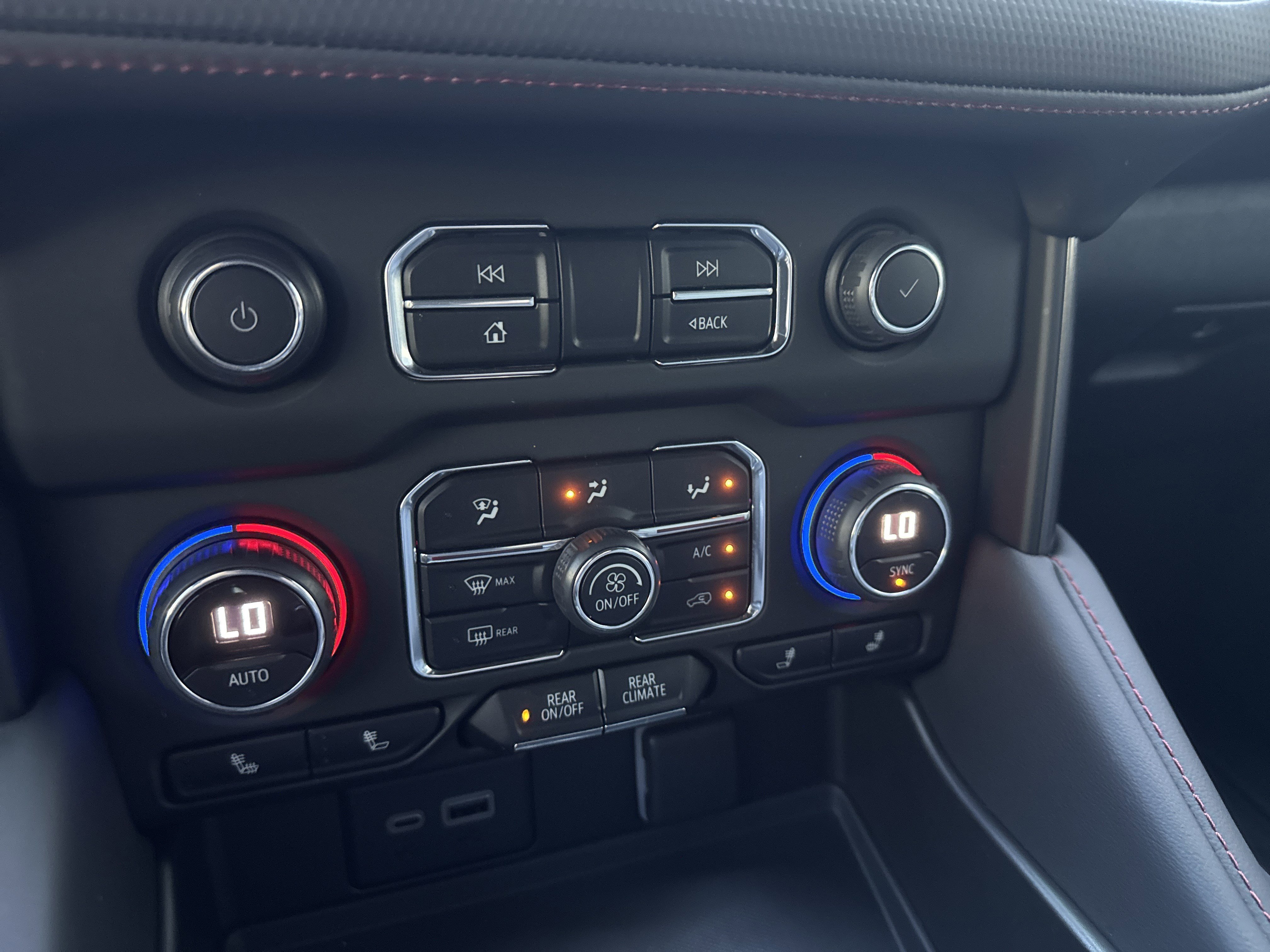 Used 2023 Chevrolet Tahoe RST w/ RST Performance Edition image 16