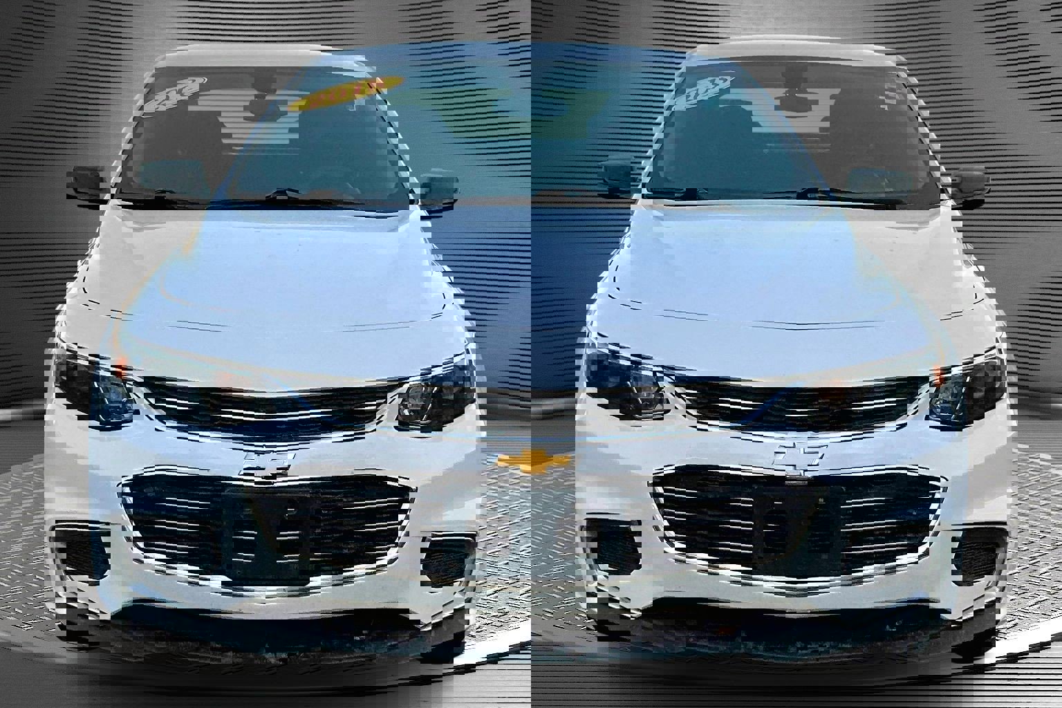 Used 2018 Chevrolet Malibu LS image 2