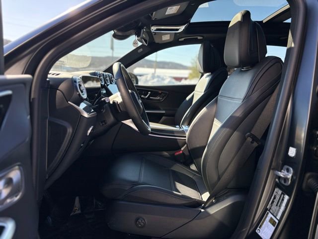 Used 2025 Mercedes-Benz GLC 300 4MATIC image 15
