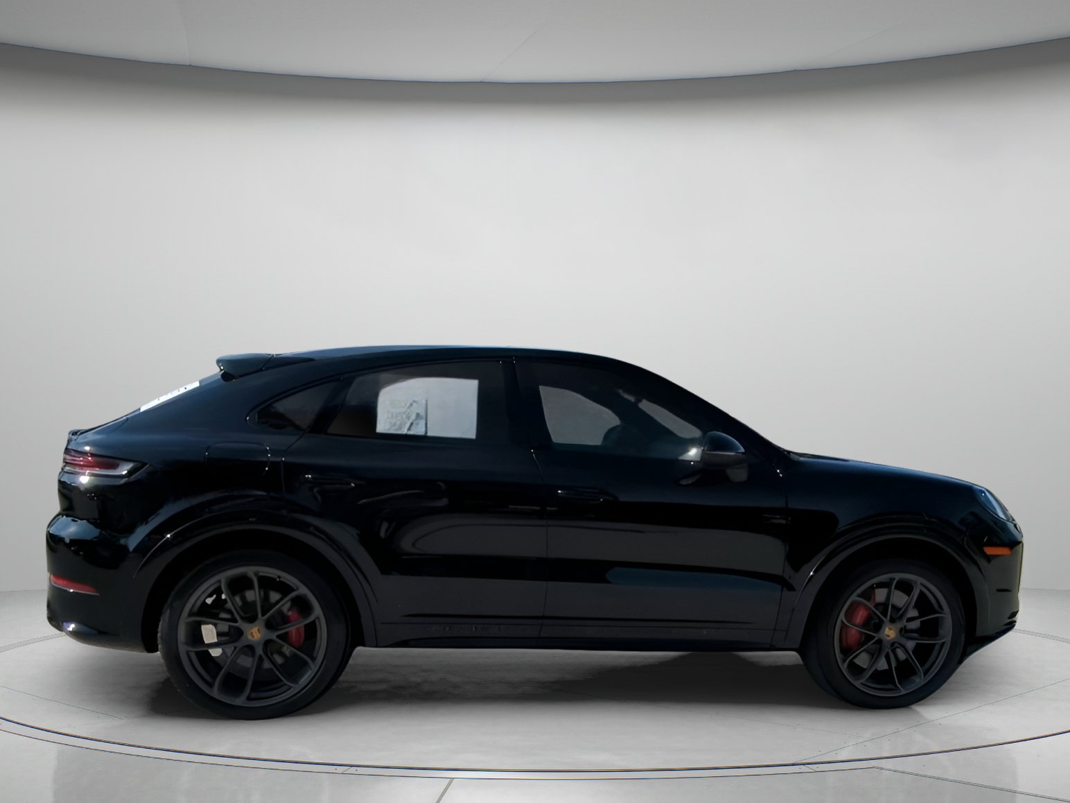 Used 2024 Porsche Cayenne S AWD/4WD image 32