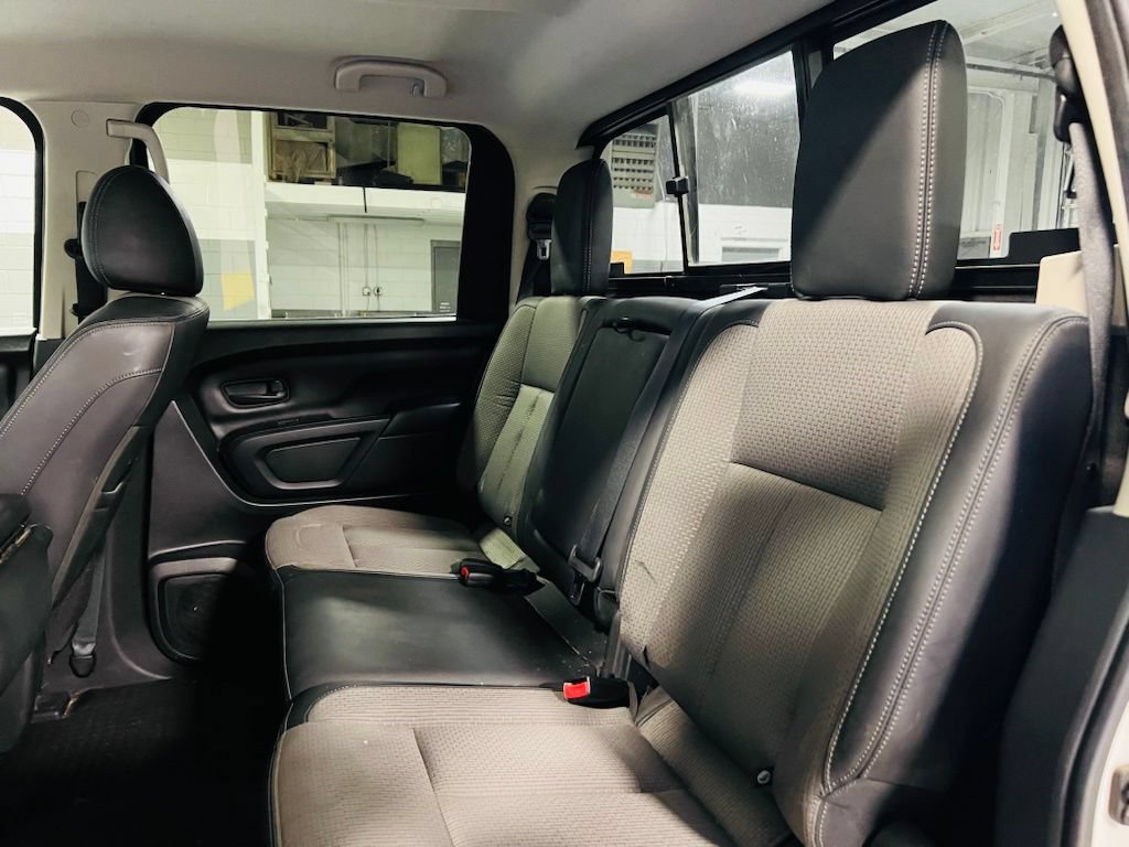 Used 2018 Nissan Titan S w/ S Utility Package RWD image 24