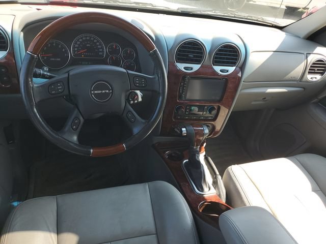 Used 2008 GMC Envoy Denali w/ Sun And 6-Disc Cd Package AWD/4WD image 10