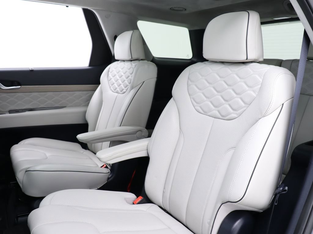 Used 2021 Hyundai Palisade Calligraphy w/ Cargo Package image 36