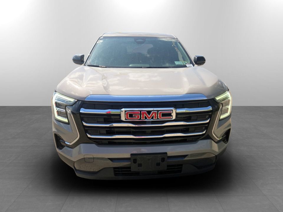 Used 2025 GMC Terrain Elevation AWD/4WD image 4